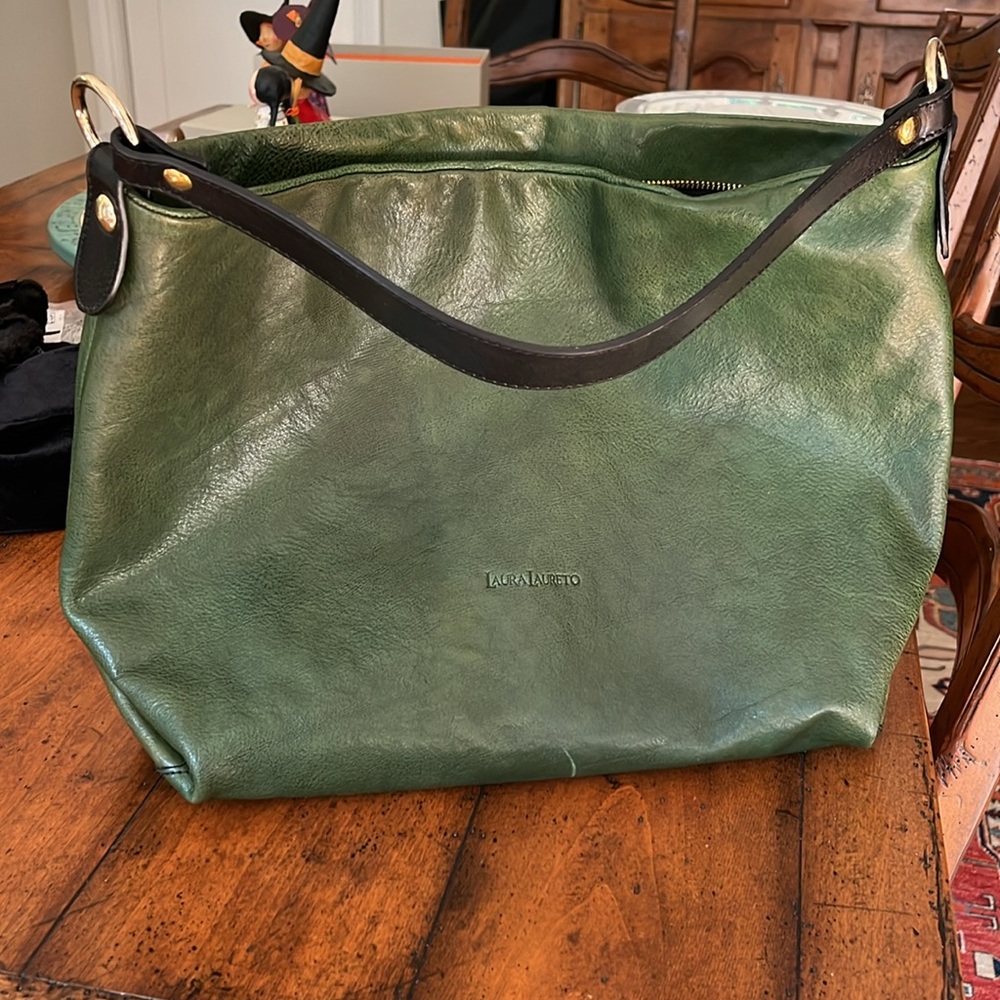 Green Laura Laureto Purse Handbag Purse - Like New made in Italy